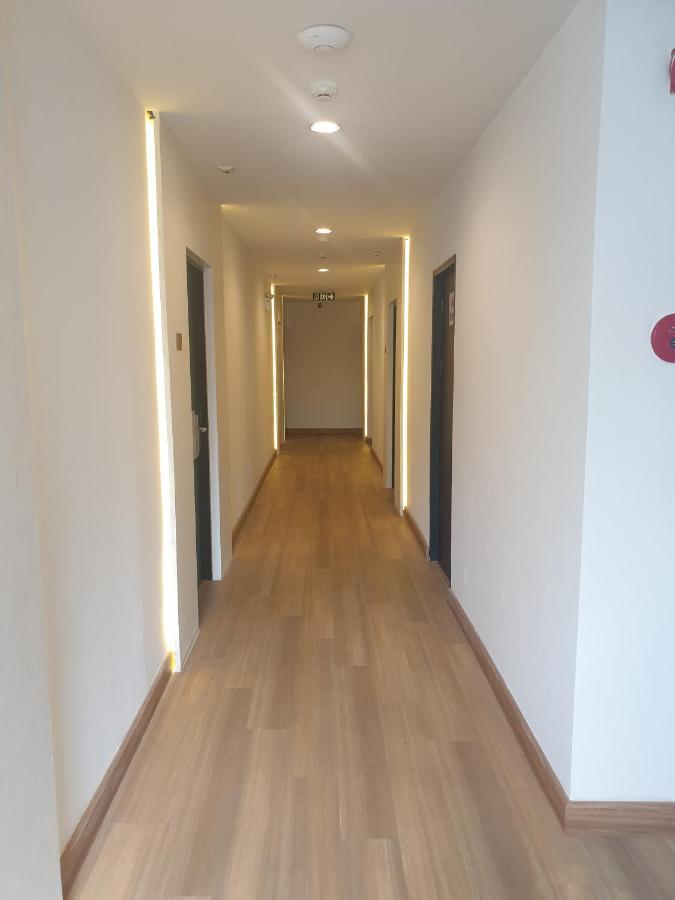 Sakura Sky Residence Банкок Екстериор снимка