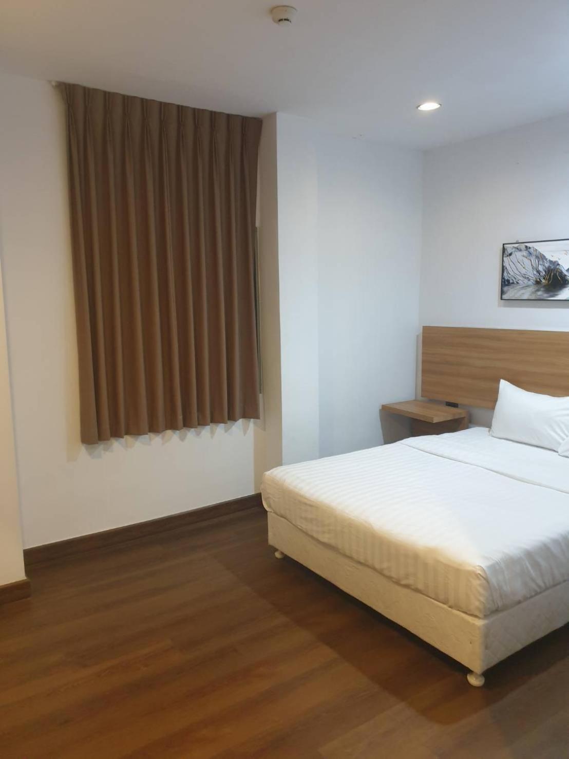 Sakura Sky Residence Банкок Екстериор снимка